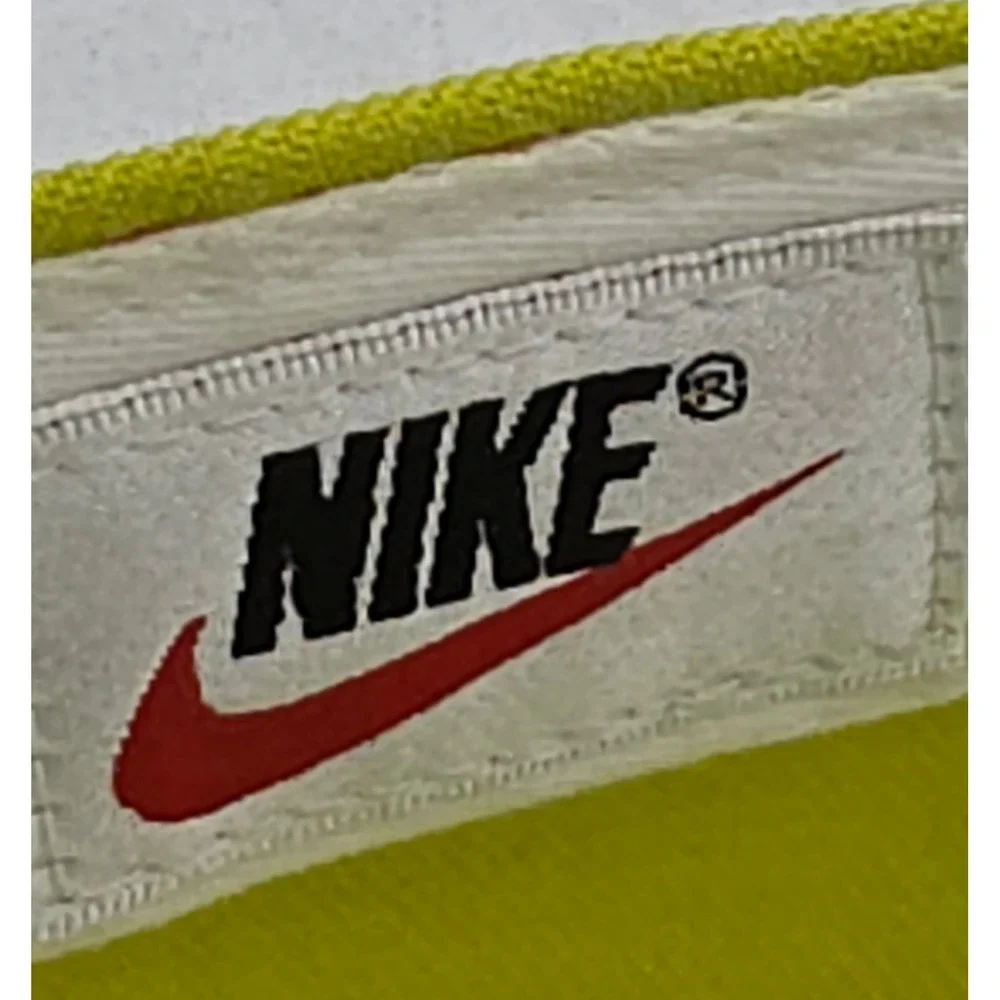 Nike‎ Classic Pro Fitted Baseball Cap Lime Green Hat Swoosh Logo Size 7 3/8